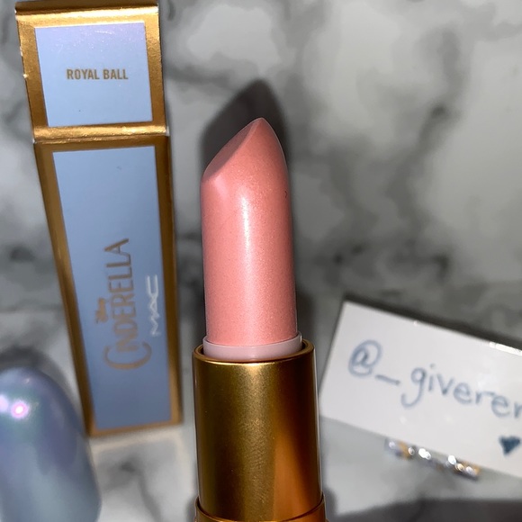 LNIB ROYAL BALL CINDERELLA X MAC Lustre Lipstick MAC - Picture 4 of 11